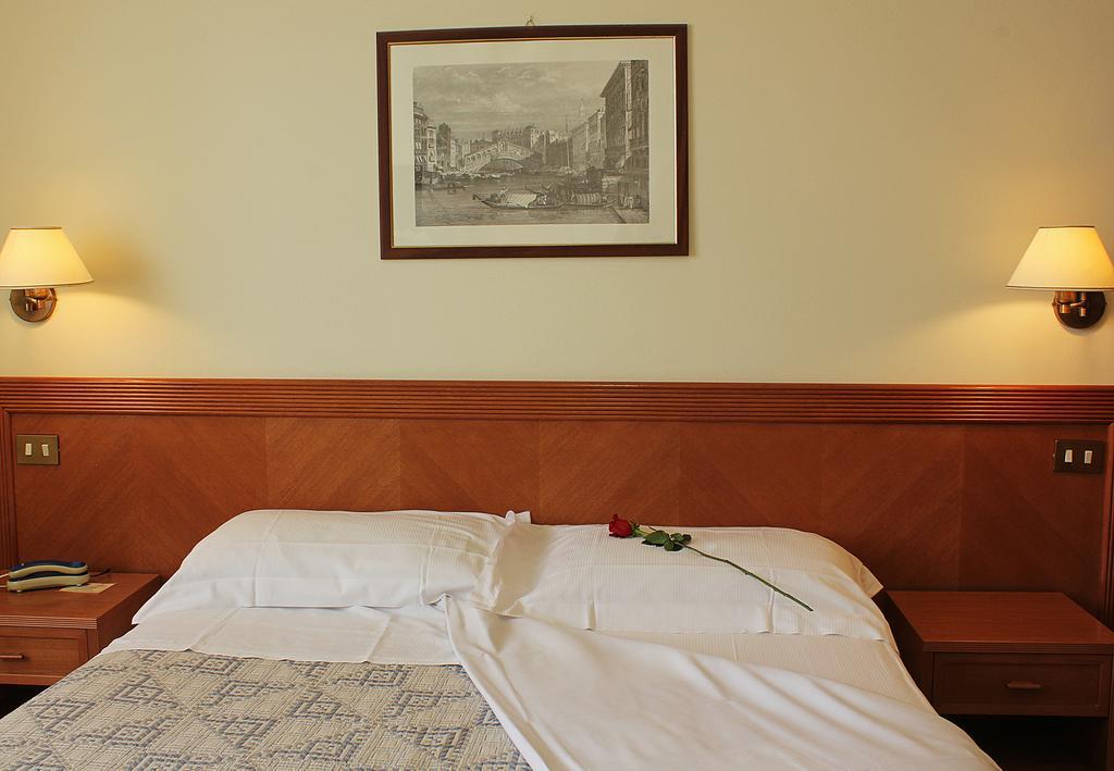 Hotel il Focolare Fabro Esterno foto
