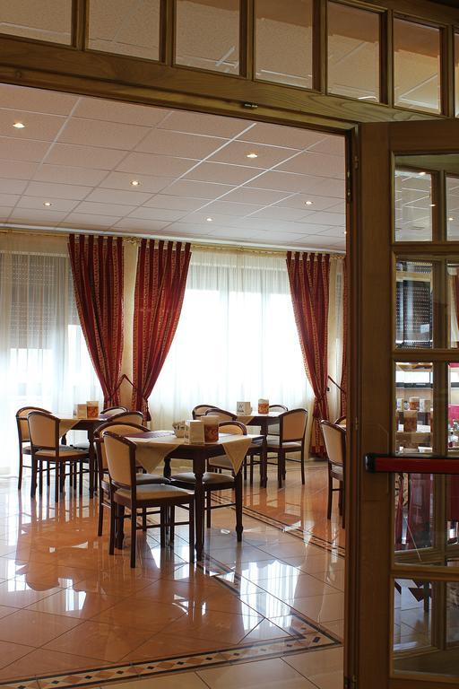 Hotel il Focolare Fabro Esterno foto