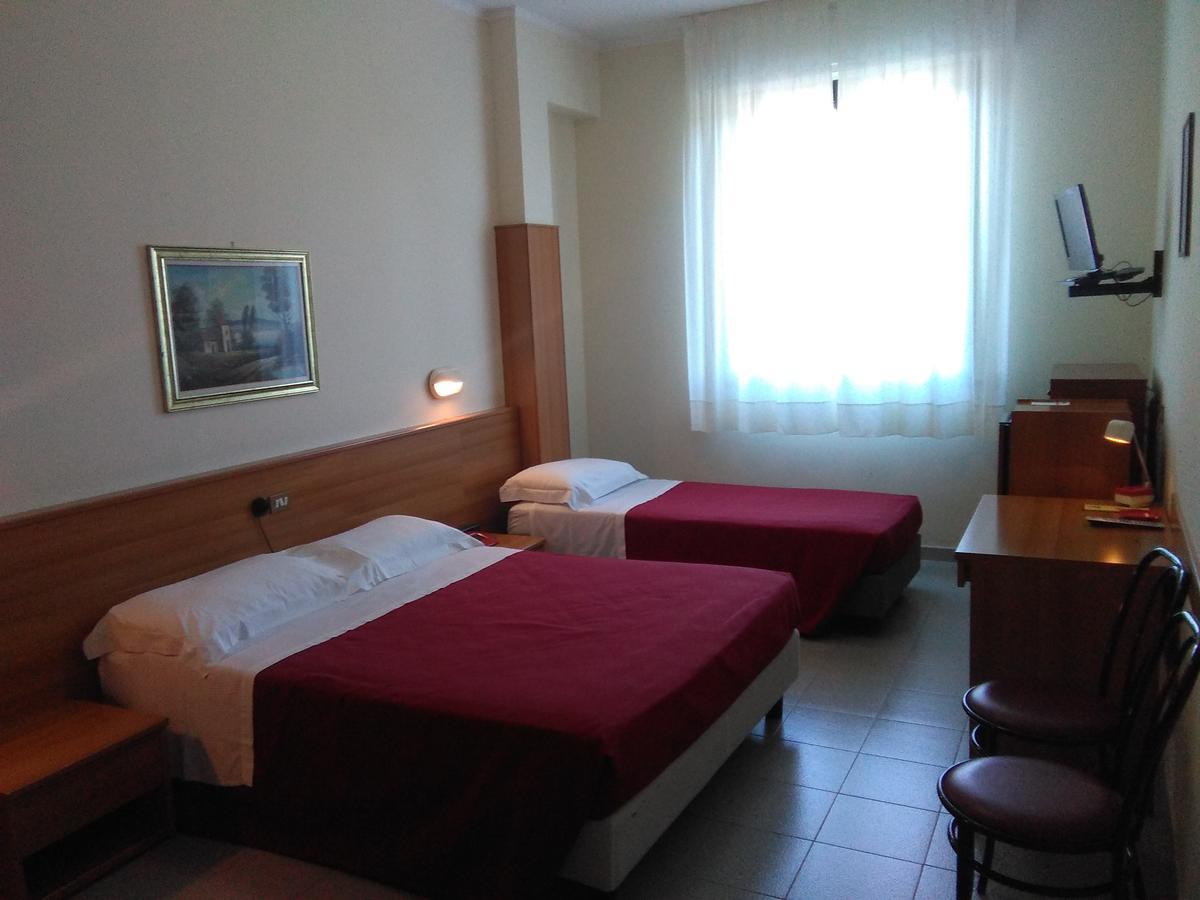 Hotel il Focolare Fabro Esterno foto
