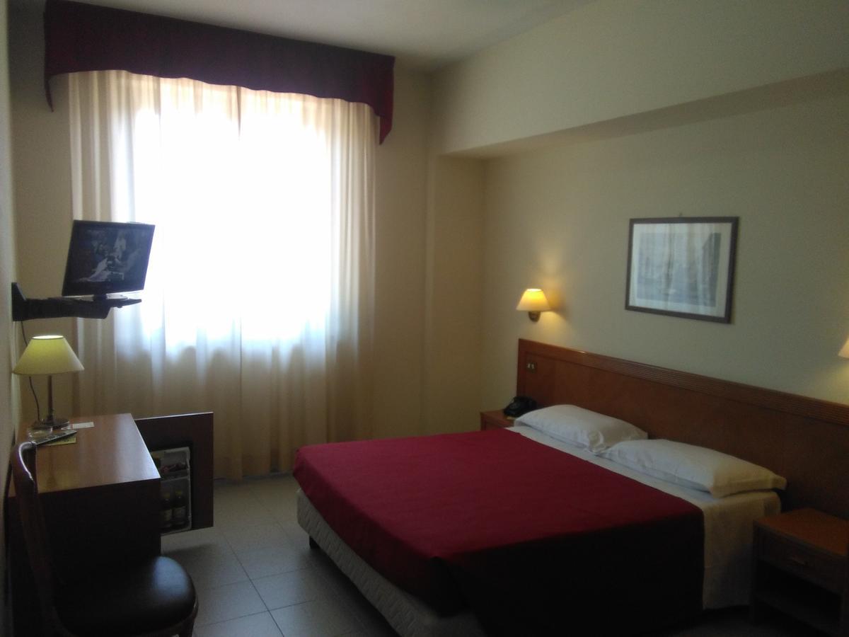 Hotel il Focolare Fabro Esterno foto