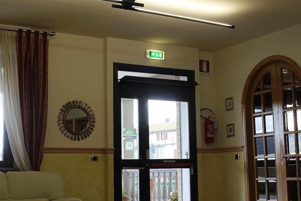 Hotel il Focolare Fabro Esterno foto